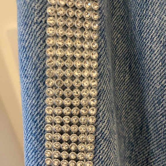 Levi’s jean jacket with rhinestone embellishment - Picture 3 of 5